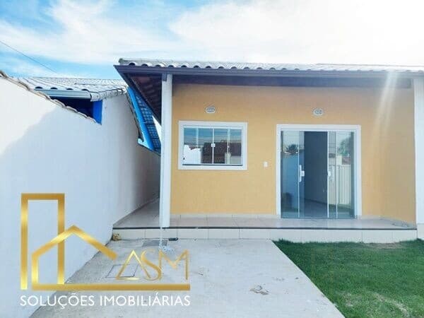 Casa Linear c/ Excelente Localização no Parque Nanci, em Maricá - RJ