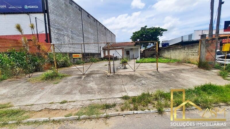 Imovel comercial de frente para Rodovia Amaral Peixoto, 3 quartos,sala...