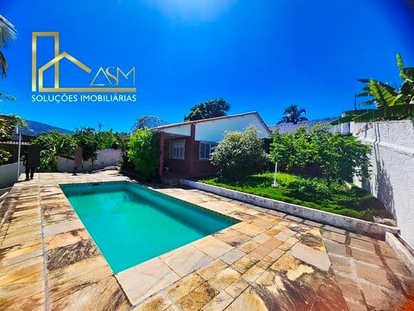 Casa com 3 Quartos (2 Suítes), Piscina, Churrasqueira, Jardim, em São José de Imbassaí, Marica.