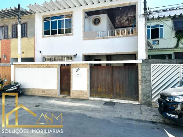 Casa em Condomínio, no MERCK - TAQUARA, com 3 quartos (1 suíte canadense), churrasqueira.