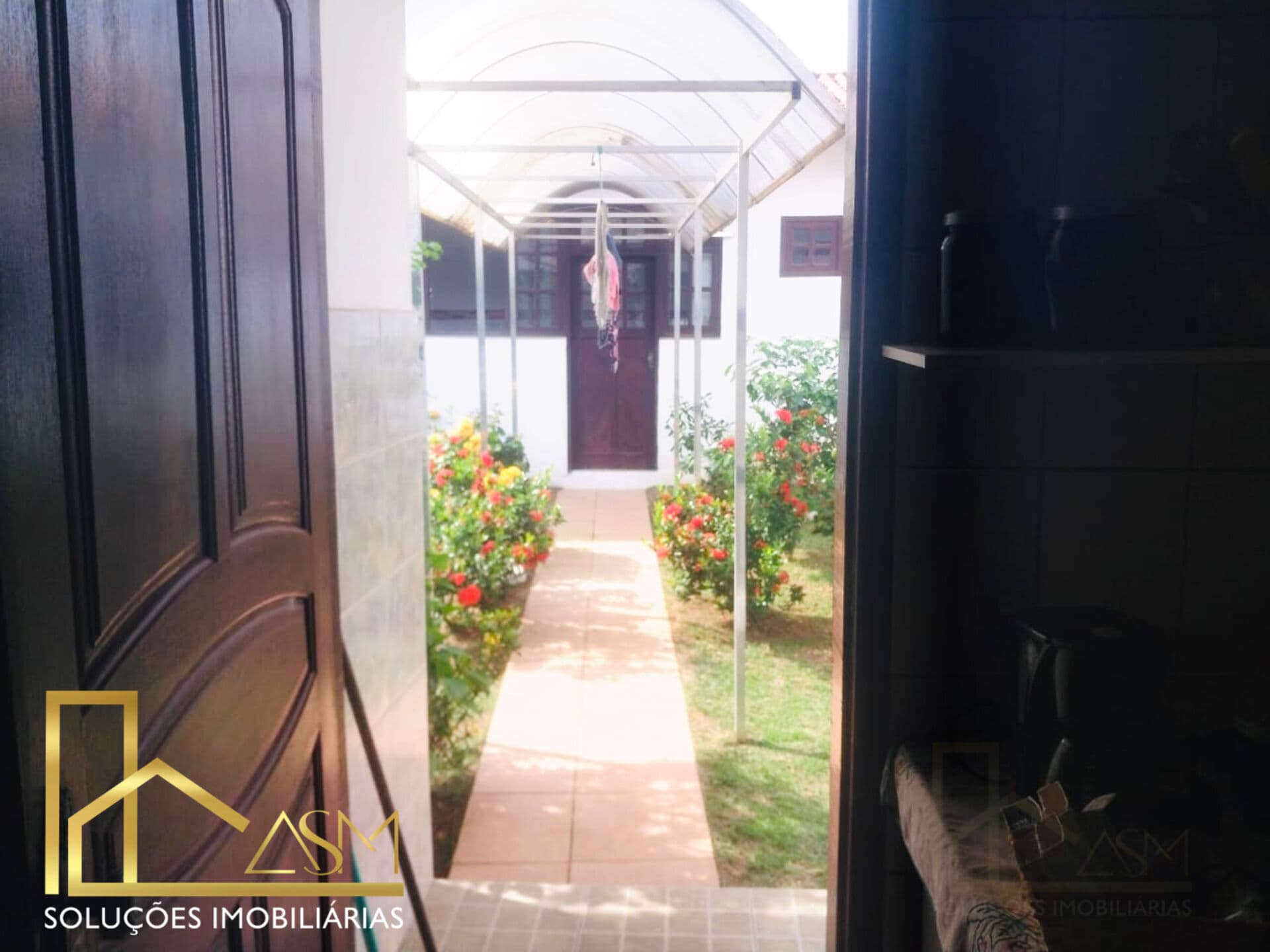 Casa em Tomé, com 2 quartos, sala, cozinha, edícula, piscina…