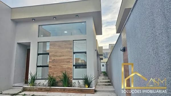 Ótima Casa em Itaipuaçu, com 3 quartos (1 suíte), sala de estar e jantar, piscina, área gourmet c/ churrasqueira…