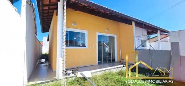 Linda Casa no Parque Nanci, 2 quartos (1 suíte), espaço gourmet c/ churrasqueira, sala, cozinha…