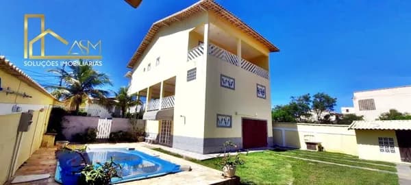Casa Duplex Próximo a Praia, com Piscina, em Cordeirinho, Maricá - RJ