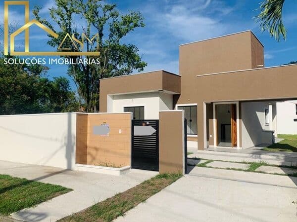 Casa em condomínio, 2 quartos (1 suíte), sala, cozinha, banheiro social, área gourmet, garagem…