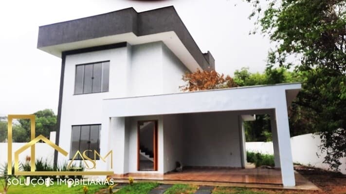 Belíssima Casa, c/ 3 Quartos (Sendo 2 Suítes) em Condomínio Fechado em Ubatiba.