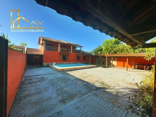 Casa Padrão em São José, com 4 quartos, área gourmet com churrasqueira, piscina…