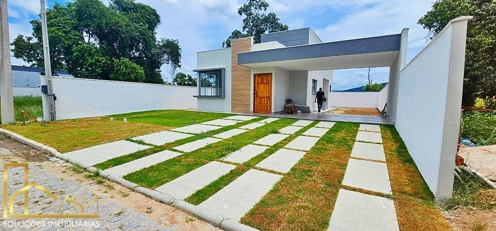 Casa em Condomínio com 2 quartos (01 Suíte), em Ubatiba - Maricá - RJ