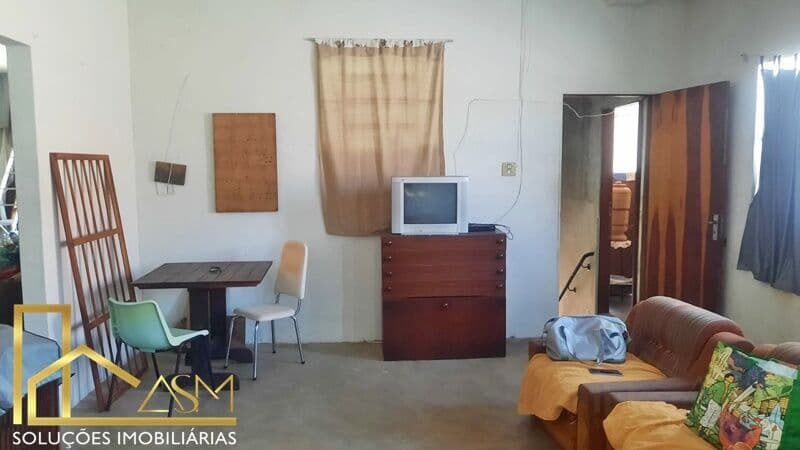 Apartamento tipo sobrado a 300 metros da praia, a 100 metros da Canal De Ponta Negra.