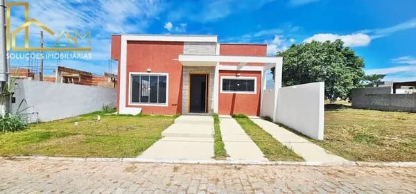 Casa Linear, em Condomínio, Ubatiba, contendo 3 quartos (1 suíte), Maricá.