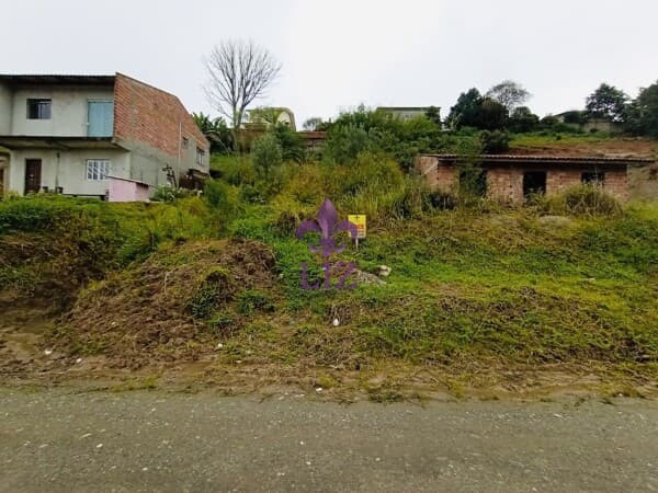 Terreno no bairro João Paulo II