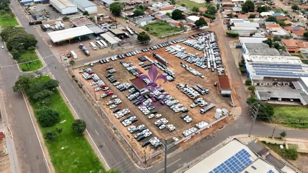 Terreno Comercial em Localização Estratégica