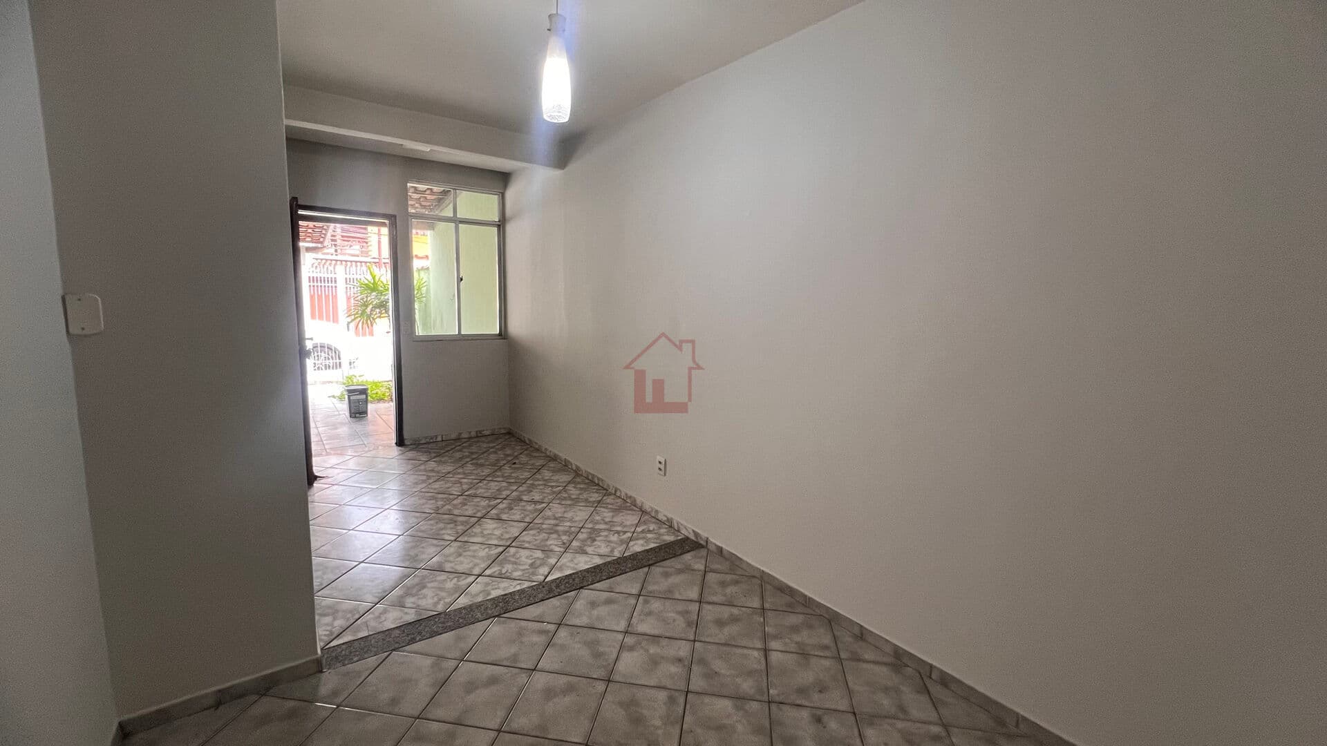Casa de 2 quartos com quintal no São Luis
