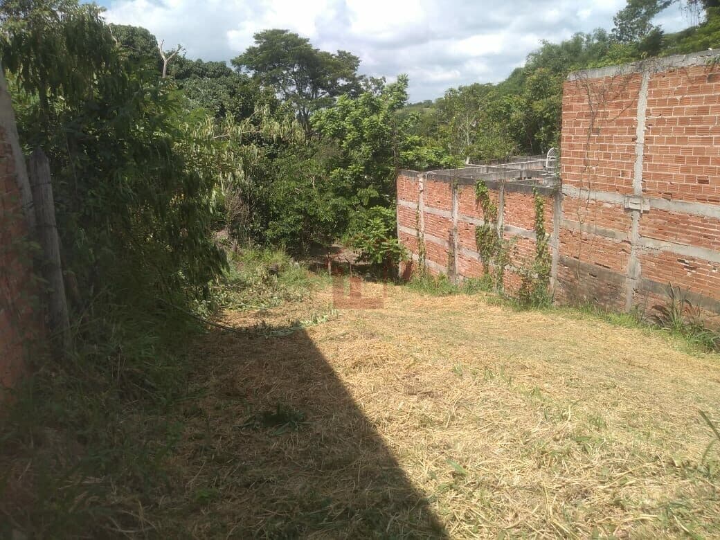 Lote/Terreno em Volta Redonda - Roma