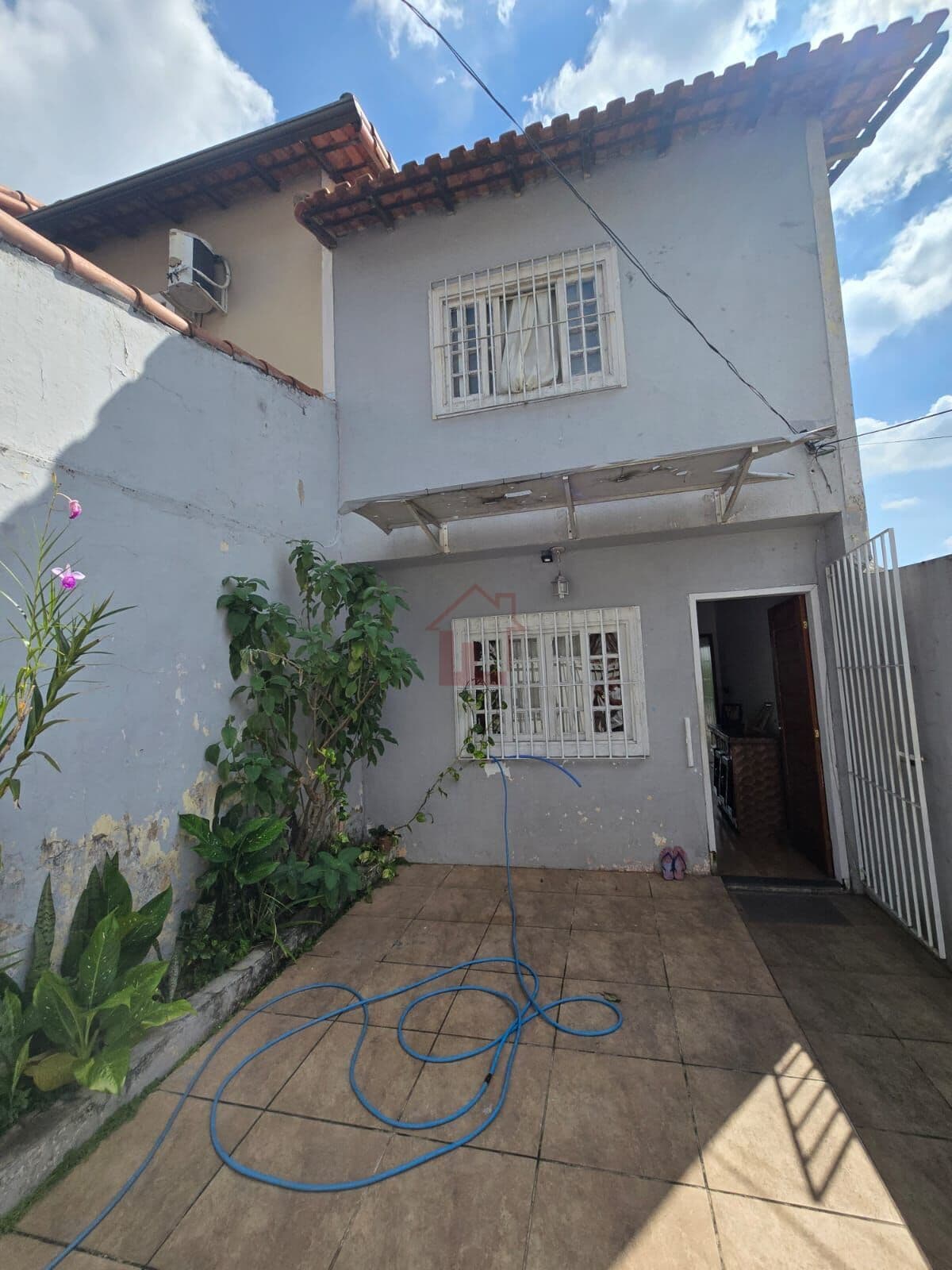 Sobrado em Volta Redonda - Jardim Amália