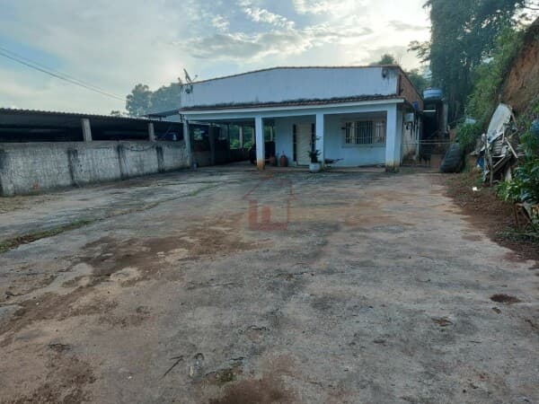 Casa de 4 quartos no São Luis!