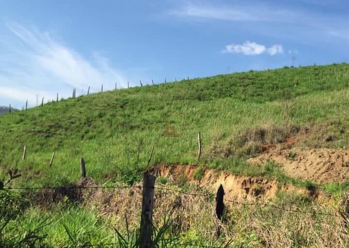Lote/Terreno em Volta Redonda - Roma