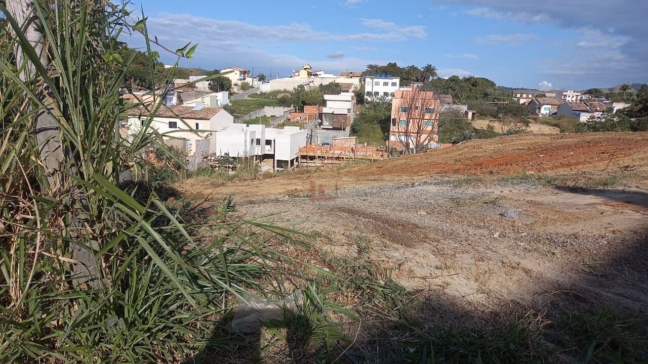 Lote/Terreno em Volta Redonda - Roma