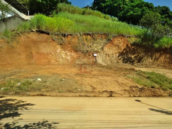 Lote/Terreno em Barra Mansa - Santa Maria II