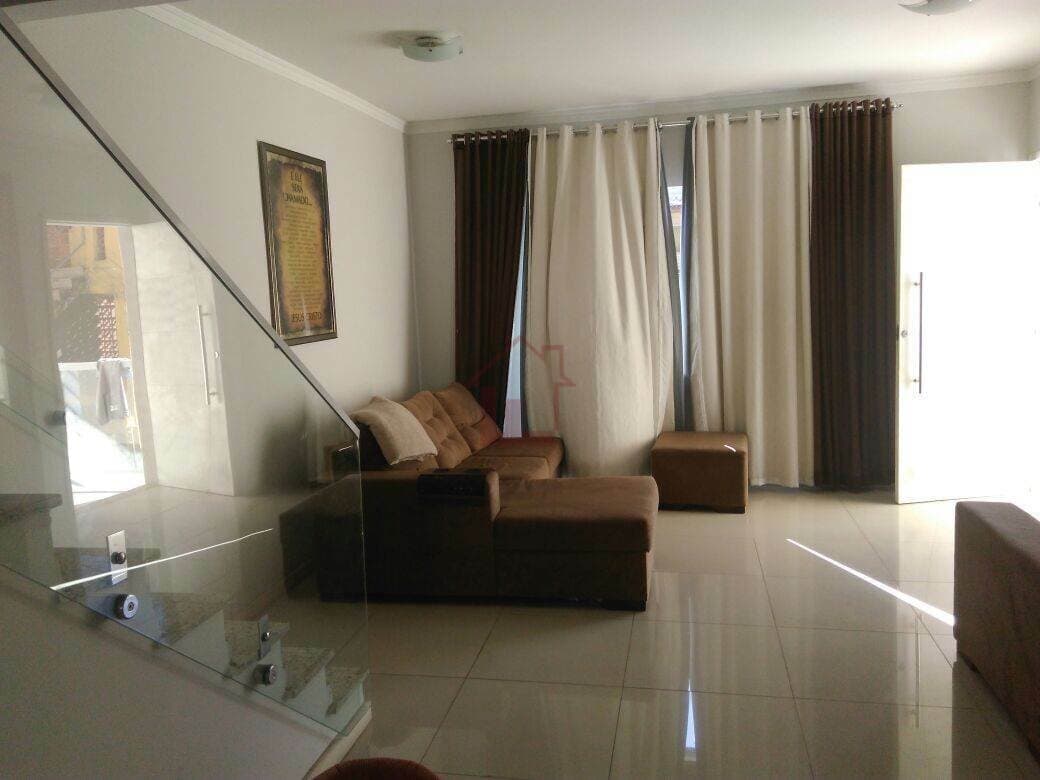 Sobrado em Volta Redonda - São Lucas