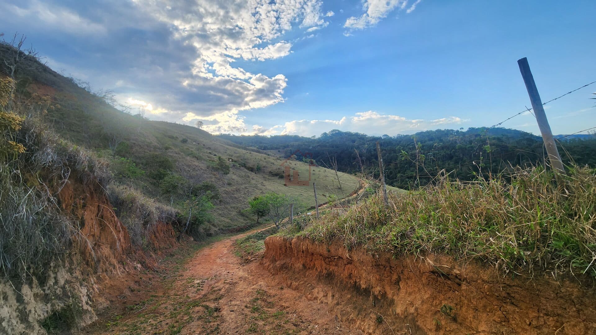 Terreno à Venda na Zona Rural de Rio Preto – MG