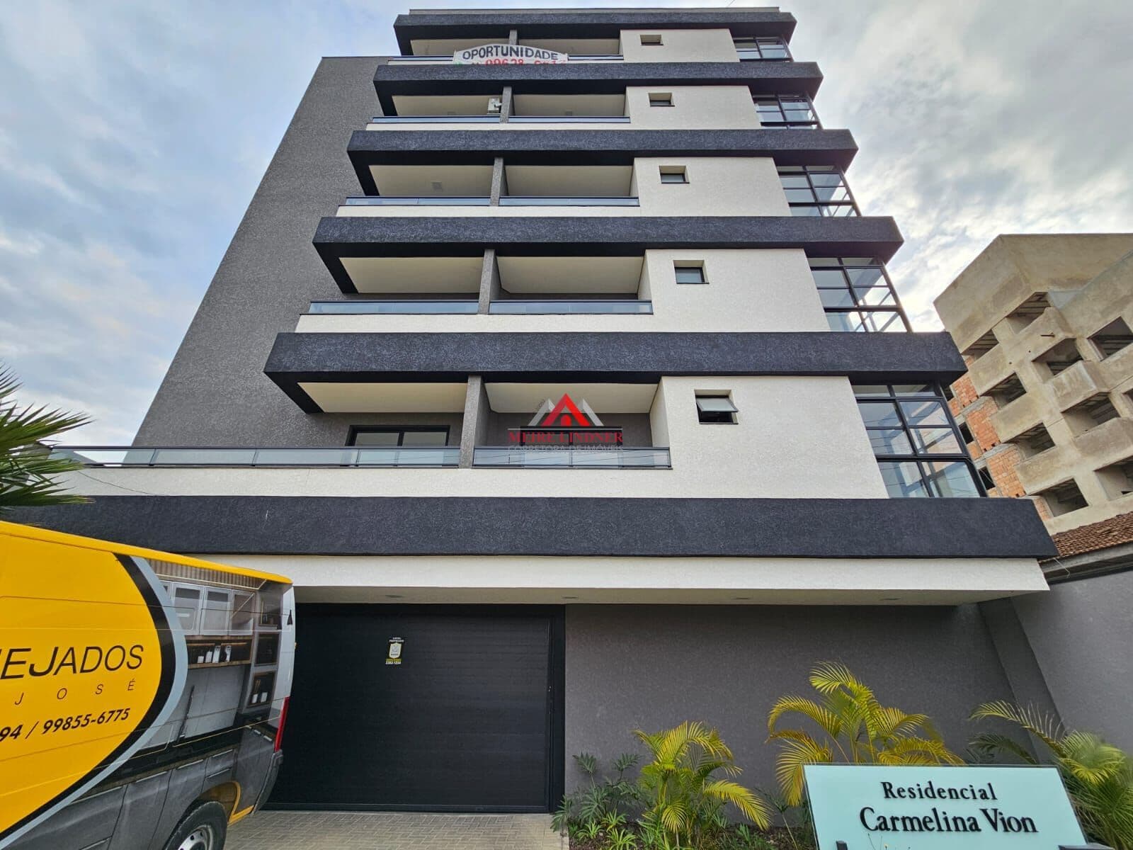 Apartamento 03 dormitórios e 1 suíte com 80m² - Centro - São José dos Pinhais.