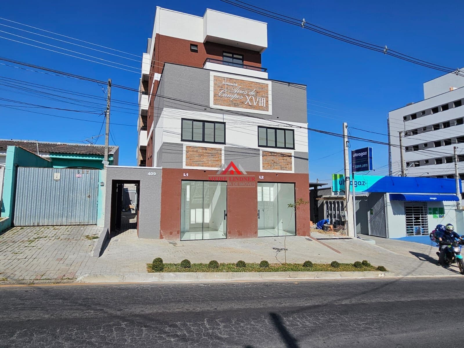Apartamento 03 dormitórios e 1 suíte com 65m² - Boneca do Iguaçu - São José dos Pinhais.