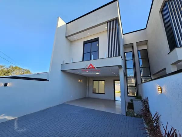 Sobrado 03 Dormitórios e 1 suíte com 170m² - Aristocrata - São José dos Pinhais.