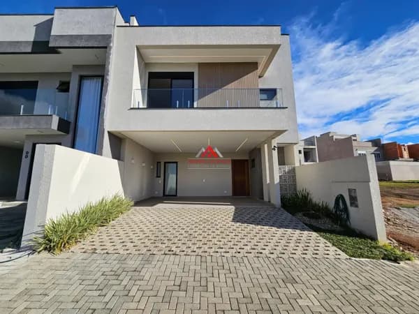Sobrado Alto Padrão 4 Dormitórios com 3 suítes - 179m² - Costeira - São José dos Pinhais