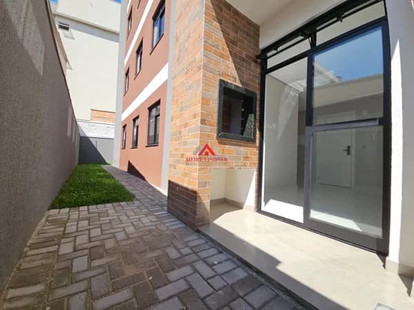 Apartamento Garden 03 dormitórios e 1 suíte com 102m² Total - São Cristovão - São José dos Pinhais.