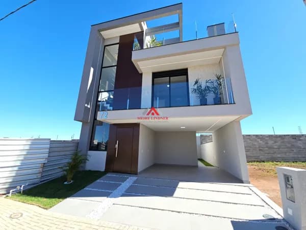 Sobrado 03 Dormitórios sendo 1 suíte com 173m² Total - Costeira - São José dos Pinhais