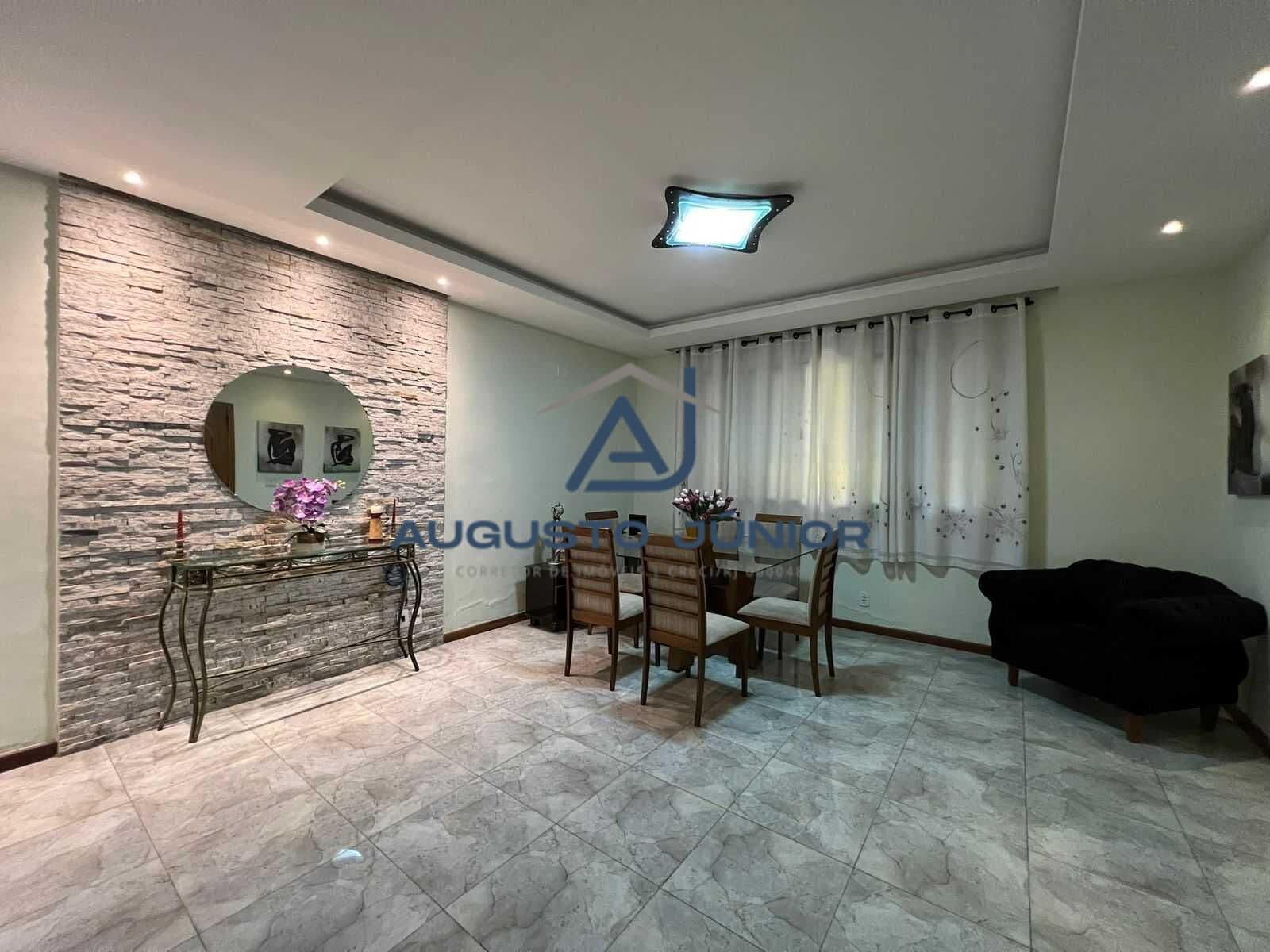 Excelente casa dúplex com piscina, Vila da Penha.