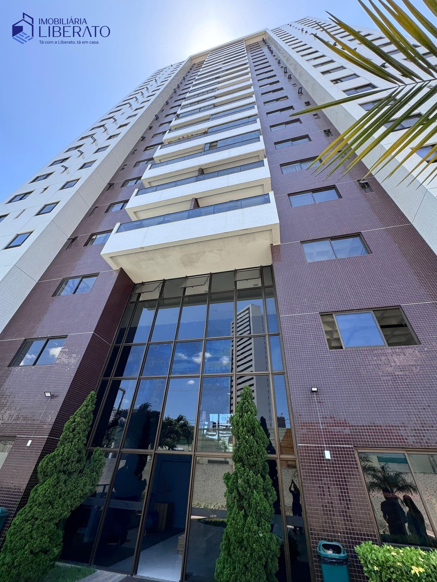 Apartamento Alto Padrão - Edf. Vânia Lúcia