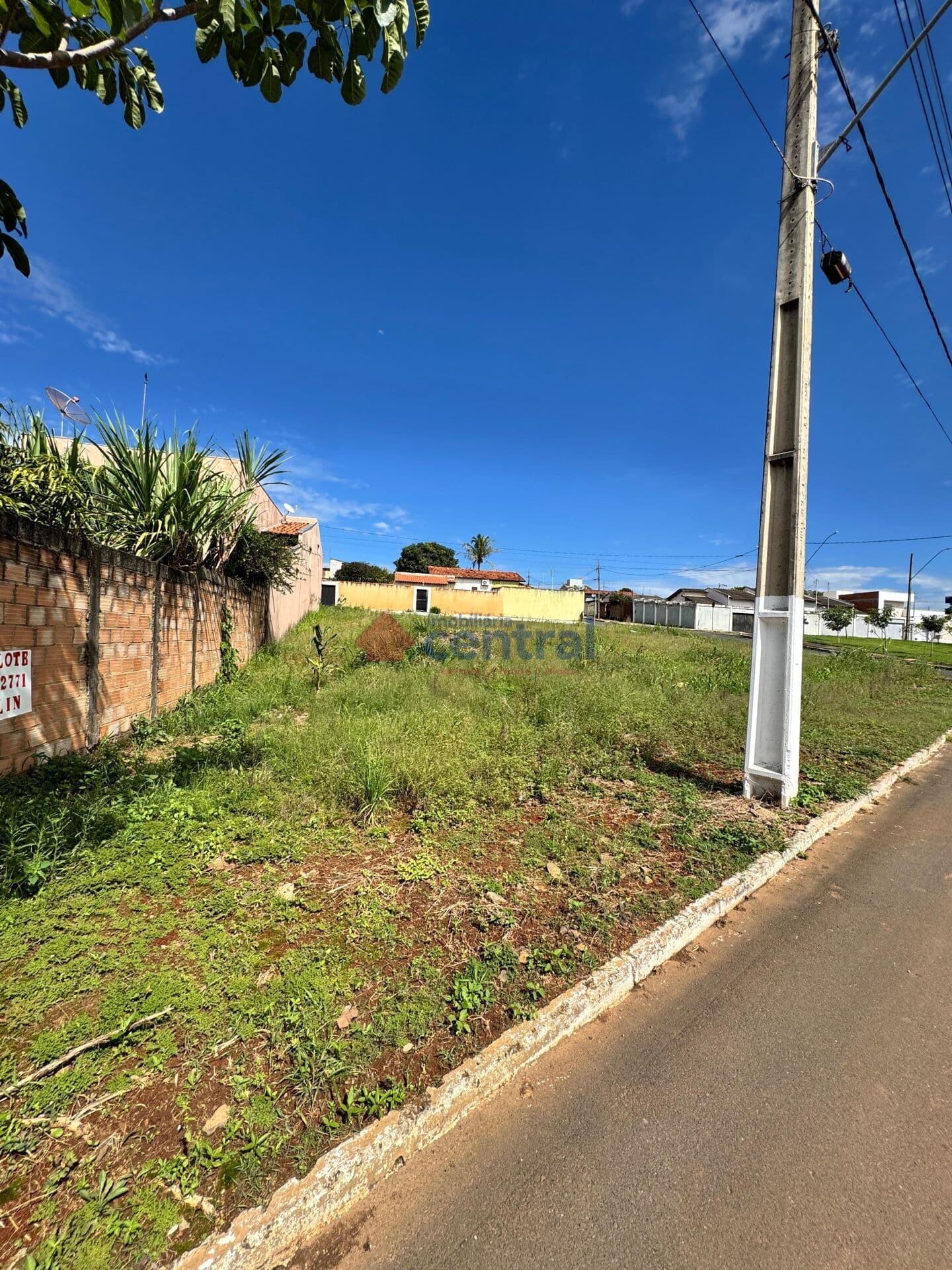 Lote para VENDA na Avenida Walter Pereira
