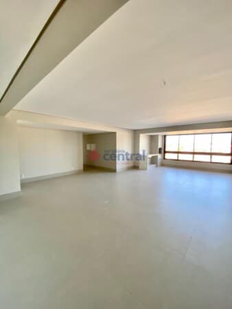 Apartamento Alto Padrão para Venda no Centro em Patrocinio MG