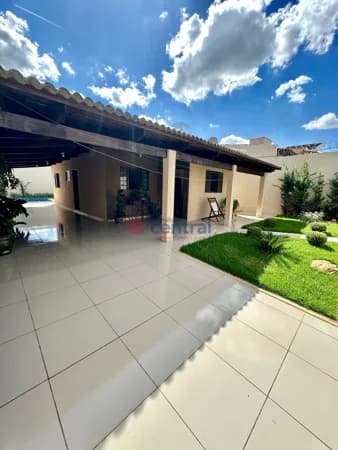 Casa Padrão para Venda no Jardim Ipiranga em Patrocinio MG