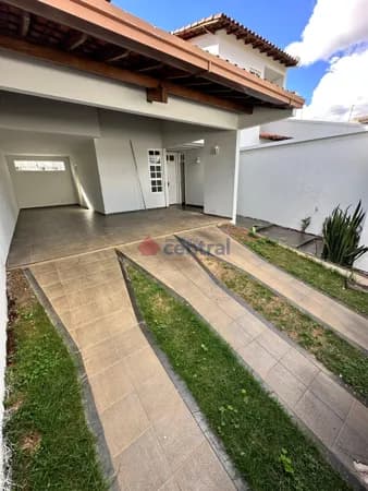 Casa Padrão para Venda no Constantino em Patrocinio MG