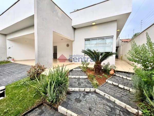 Casa Alto Padrão para Venda no Dona Diva em Patrocinio MG