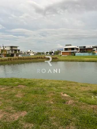 Lote Fundos Lago e Próximo ao Lazer – Reserva da Pedra 950 mil Reais