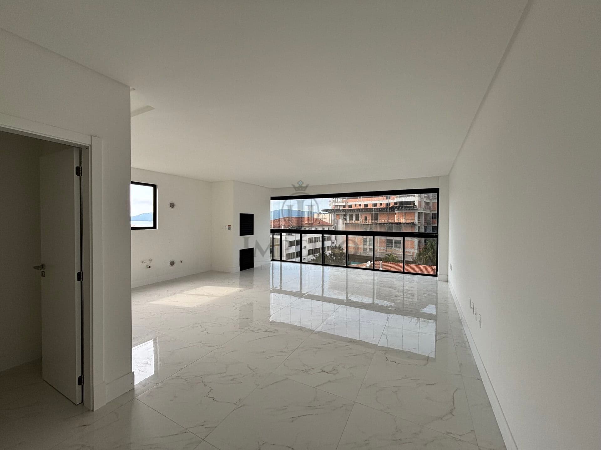 Apartamento em Porto Belo - Bal. Perequê