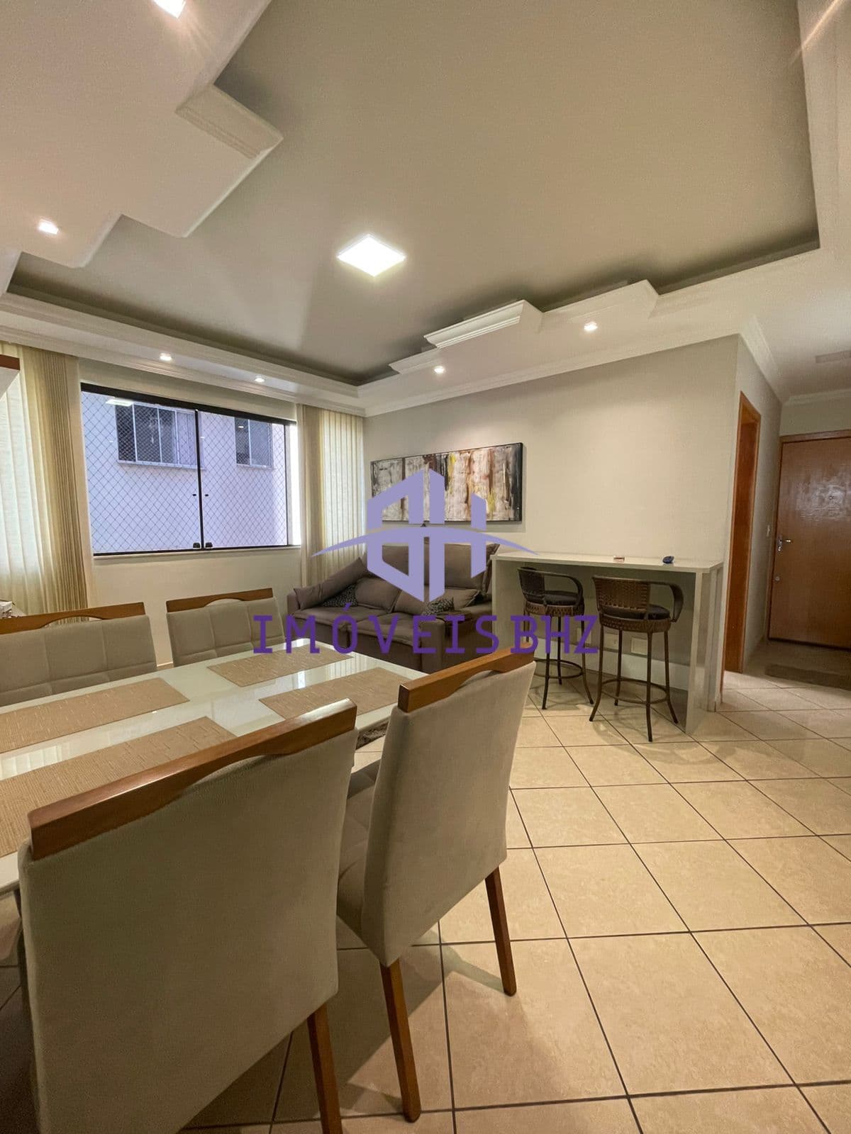 APARTAMENTO DE 2 QUARTOS SUITE, 2 VAGAS COM CARREGADOR, NO CASTELO
