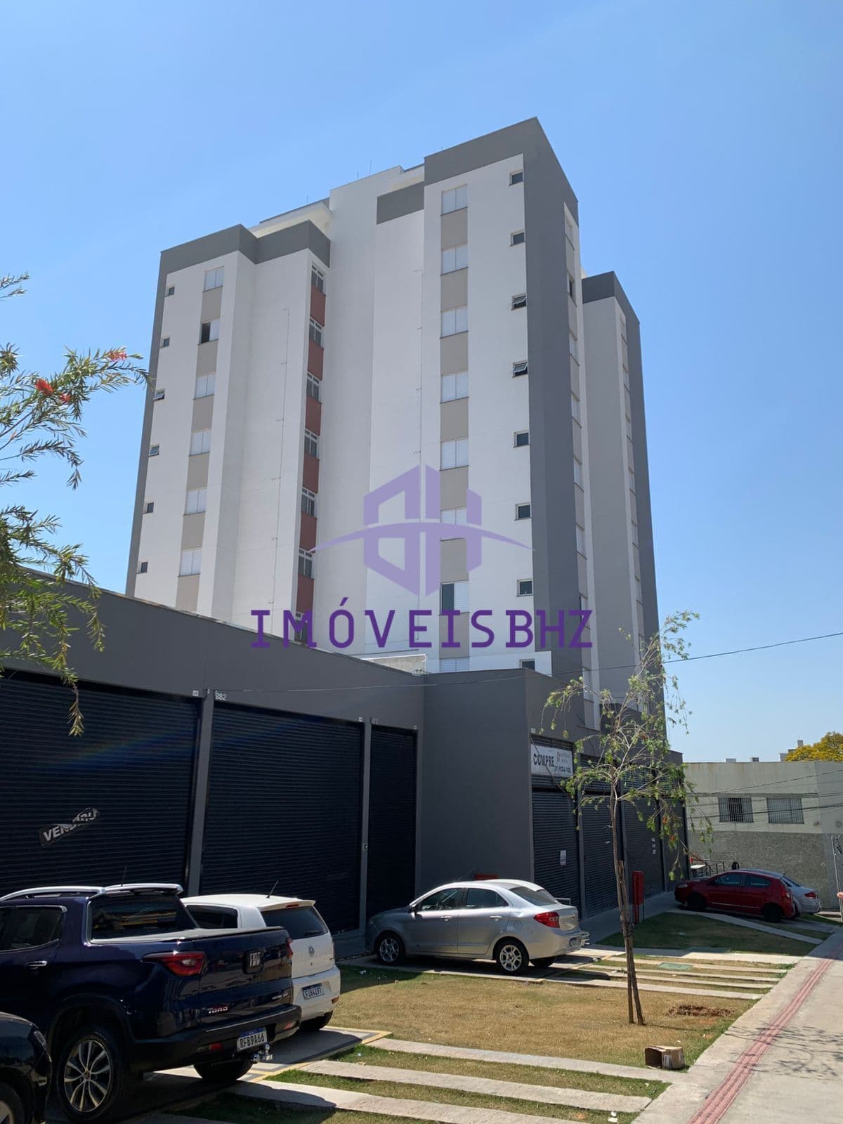 Apartamento 2 Quartos suíte varanda e elevador
