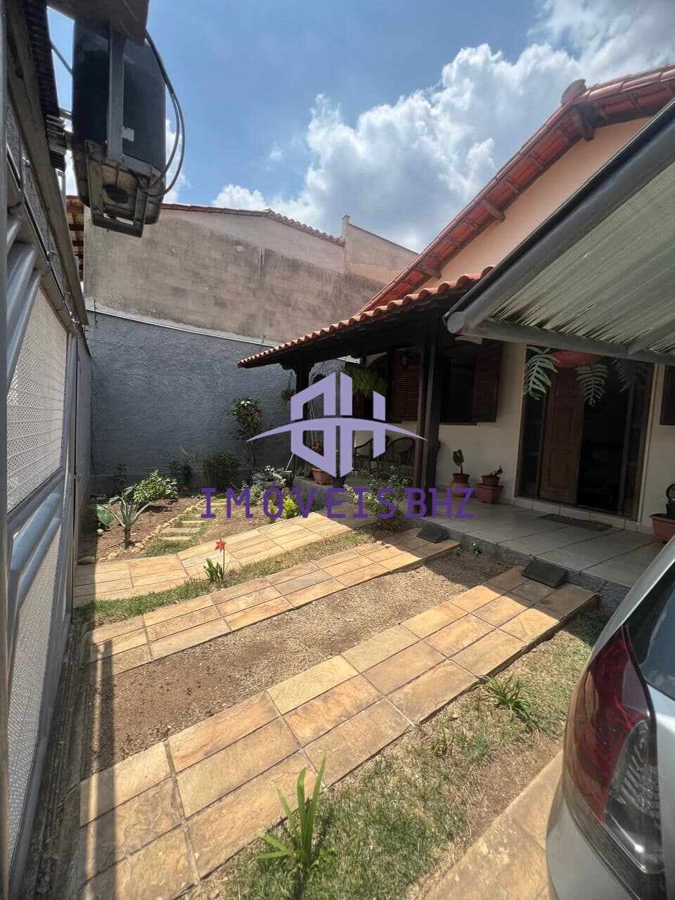 Casa em Contagem - Parque Turistas