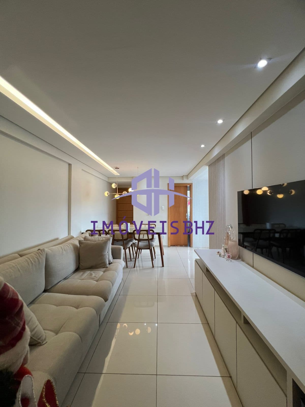 APARTAMENTO COM 3 QUARTOS A VENDA NO CASTELO, ELEVADOR, SUITE E LAZER COMPLETO