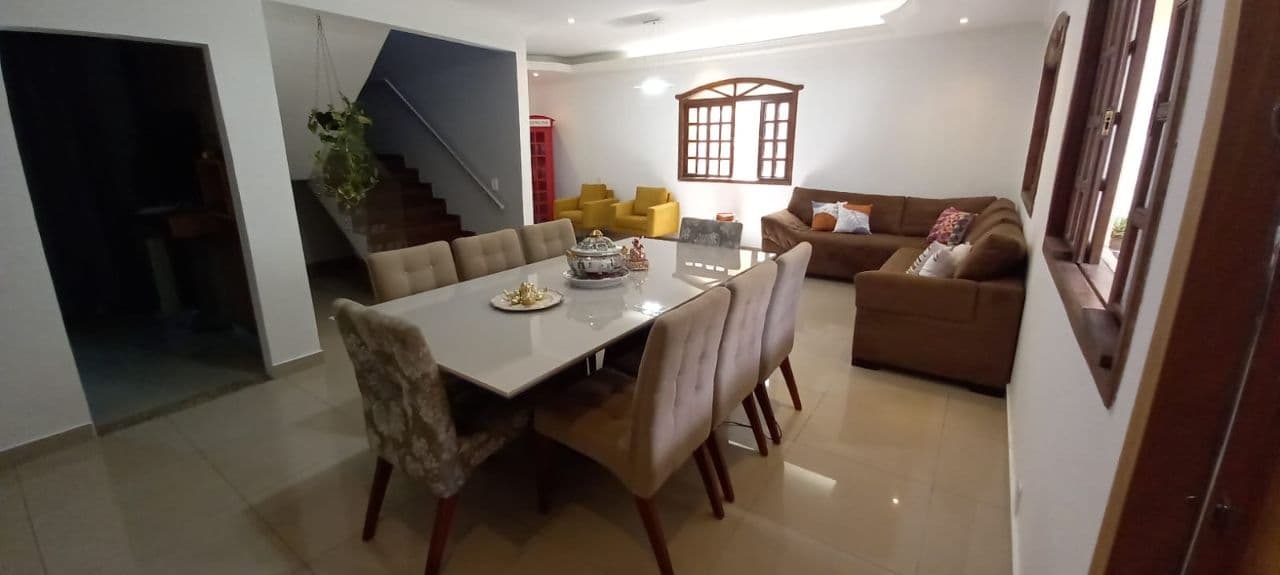 CASA 5 A VENDA NO CAIÇARA, 5 QUARTOS, SUITES, ACABAMENTO ALTA PADRÃO