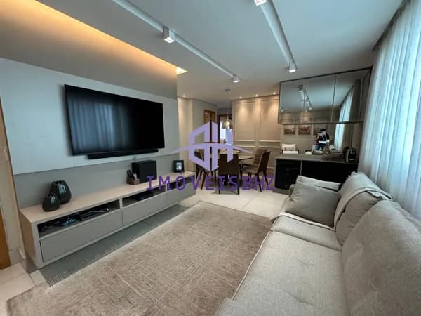 Apartamento 3 quartos com elevador e vags livres no Castelo