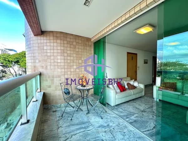 Apartamento com 4 quartos no Castelo, TODO MONTADO.