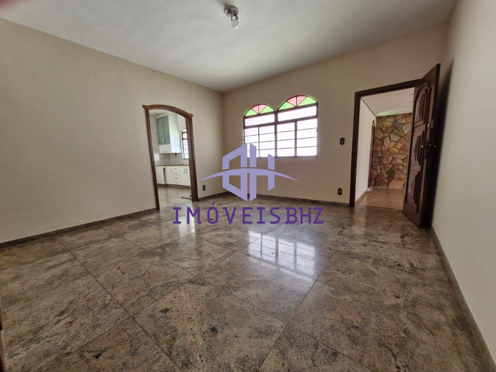 Casa no Castelo terreno plano 420 m² plano, 2 suites 4 vagas