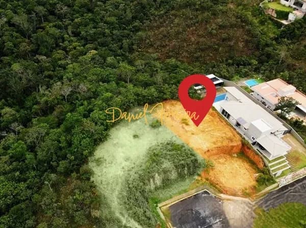 Lote terraplanado com 1.062 m² - Cond Santa Monica - DF