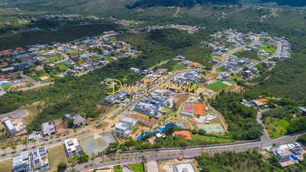 Terreno à venda no bairro Jardim Botânico em Brasília/DF